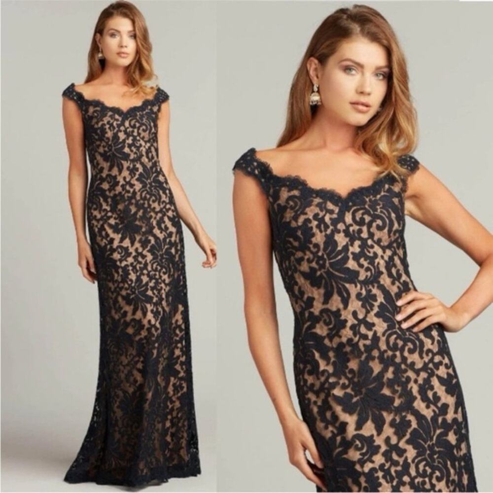 Tadashi Shoji Black Lace Size 8 Evening Gown in Excellent Preloved Condition!